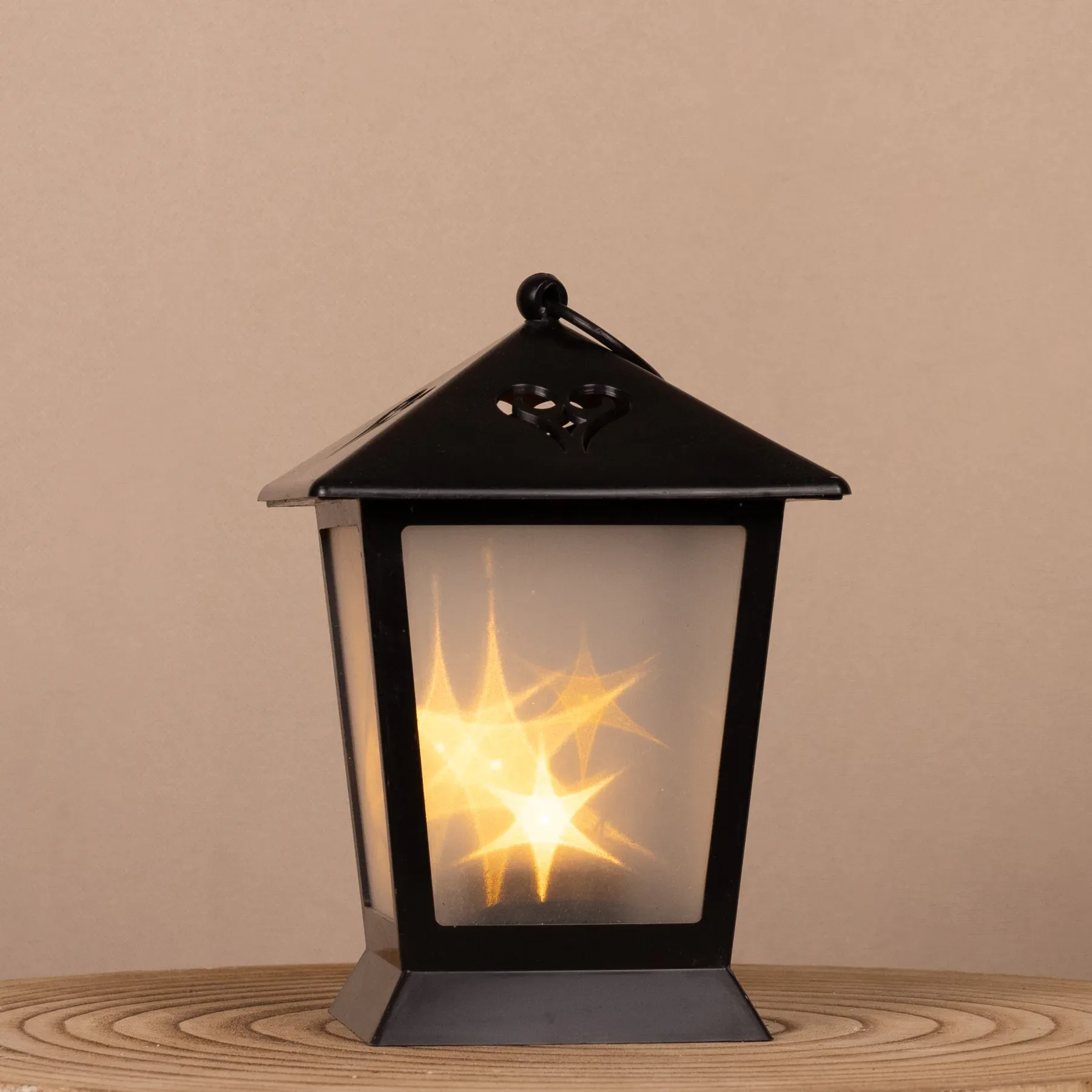 Hranatý LED lampáš so svetelnou reťazou